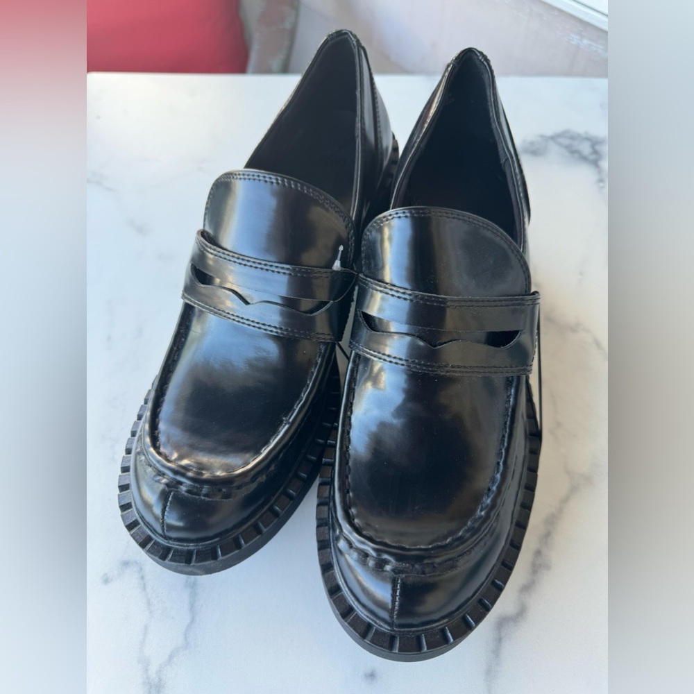 H&M Faux Leather All Black Clog Heels NWT Never Worn Size 9